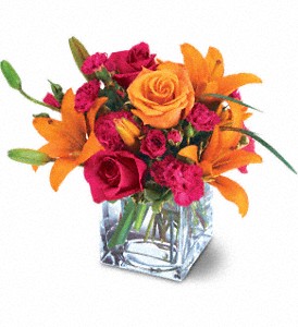 Teleflora's Uniquely Chic Bouquet in McDonoughGA, Absolutely Flowers