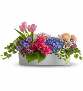 Garden Party Centerpiece in McDonough GA, Absolutely and McDonough Flowers & Gifts