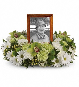 Garden Wreath in McDonough GA, Absolutely Flowers